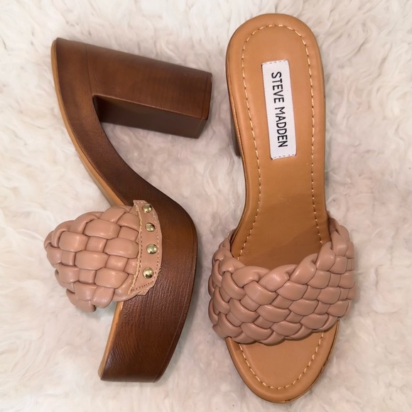 Steve Madden Shoes - Steve Madden Platform Heel • Size 7.5